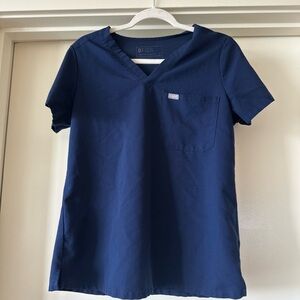 Figs Catarina one-pocket scrub top